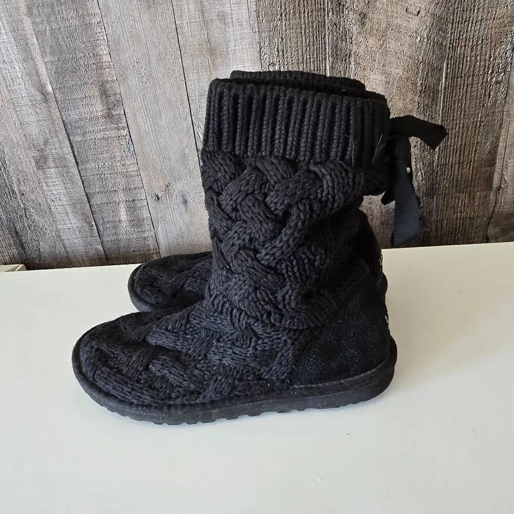 UGG Isla Cable Knit Weave Lace Black Boots 1008840 Womens Size 6